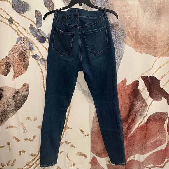 Old Navy High Rise Super Skinny, size 8 - Picture 5 of 8